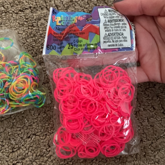 Rainbow Loom color bands - Picture 4 of 5